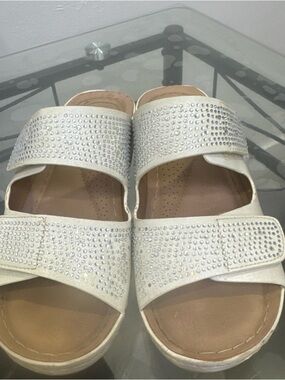 Rhinestone Strap White Slide Sandals - Comfortable Sparkle